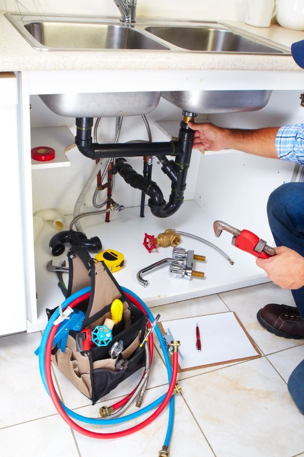 Rohrreinigung Düsseldorf – Ursachen, Methoden & Kosten Klempner Düsseldorf